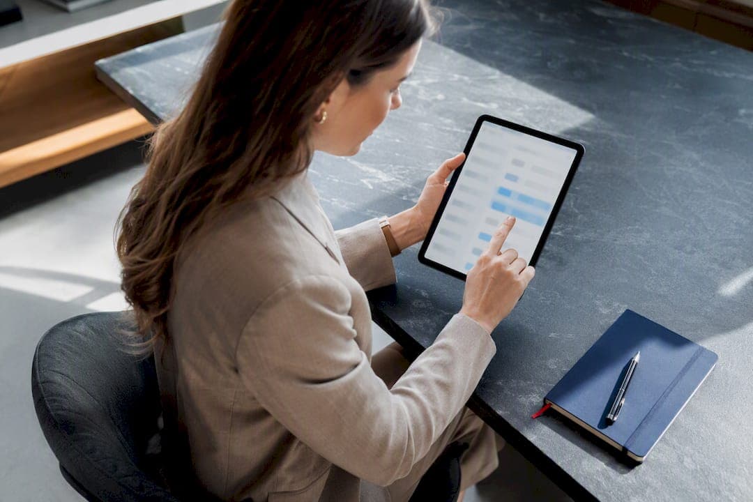 7–12 emails que convertem: email marketing imobiliário para o funil