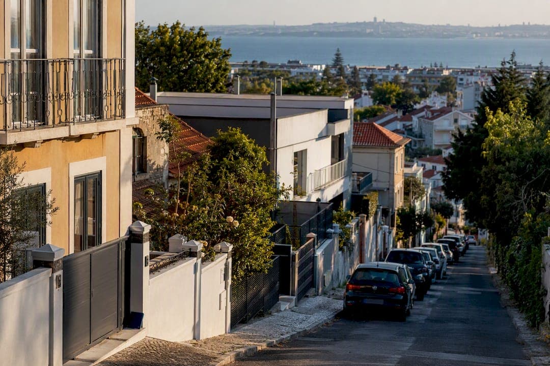 Comprar casa em Oeiras: onde procurar e como fechar negócio