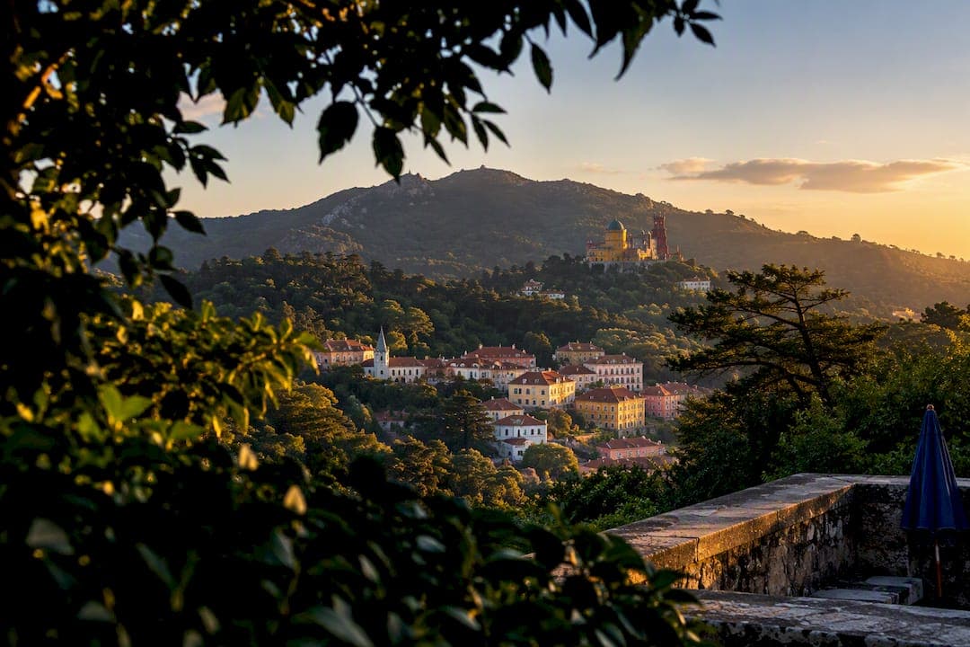 Viver em Sintra: vale a pena trocar Lisboa pela serra?